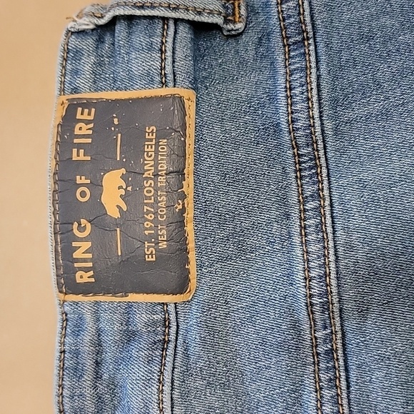 Ring of Fire Size 32x30 Slim Denim Blue Jeans, Medium Wash Gently Used Condition - Picture 2 of 12